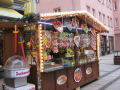 powiększ