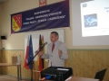 powiększ